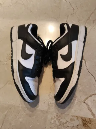Zapatillas Nike Dunk Low Blancas y Negras