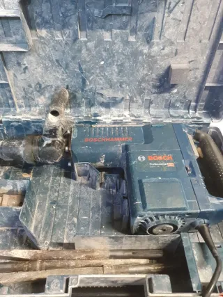 Martillo Bosch GSH 11 E