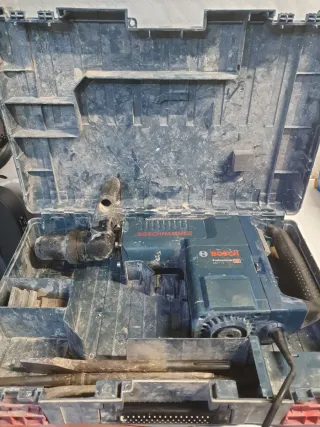 Martillo Bosch GSH 11 E