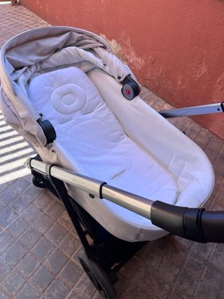 Capazo  Inglesina Aptica