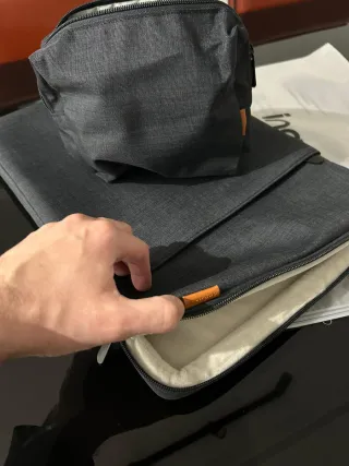 Funda portátil Inateck 15-16 + neceser.