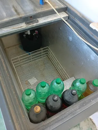 Arcón congelador funciona pero le falta gas