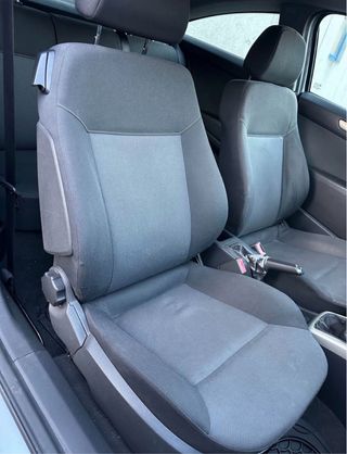 Opel Astra GTC 1.4 gasolina 2008 unico dueño