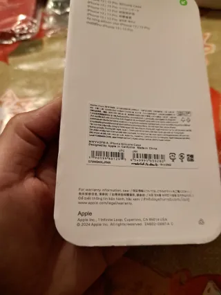 Funda iPhone 13 Fucsia Silicona Apple