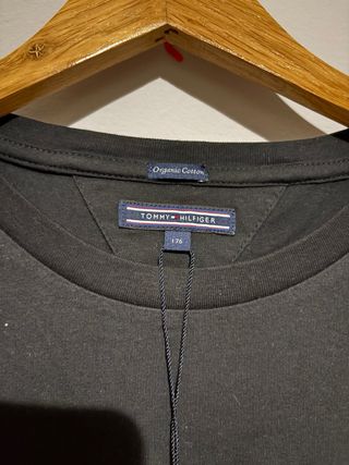 Tommy Hilfiger T-shirt ragazzo con etichetta