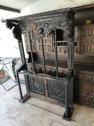 Perchero paragüero neorrenacentista siglo XlX