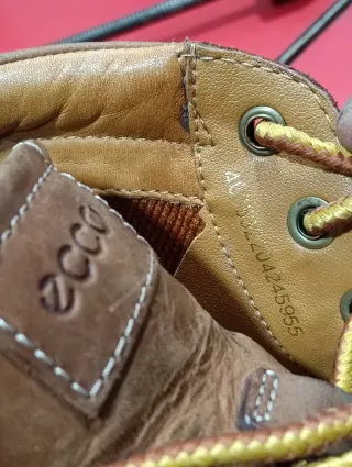 Botines ECCO piel marrones talla 40