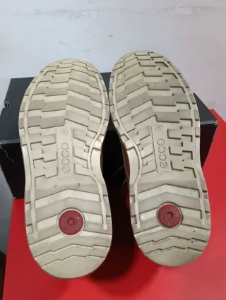 Botines ECCO piel marrones talla 40