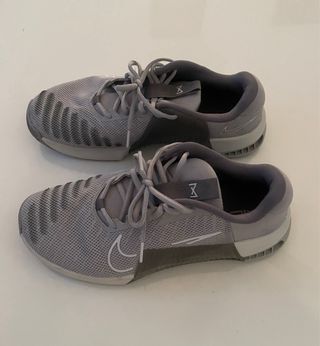 Nike Metcon 9 Hombre Negro y Gros