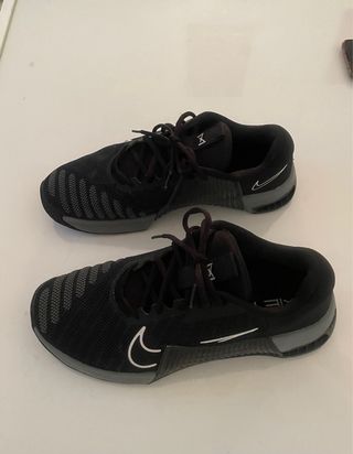 Nike Metcon 9 Hombre Negro y Gros