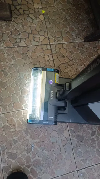 Aspiradora Shark PowerDetect Clean & Empty