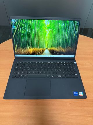 Dell Vostro 15” 3510 i5/16GB/500GB SSD- NUEVO