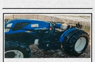 Tractor New Holland Azul