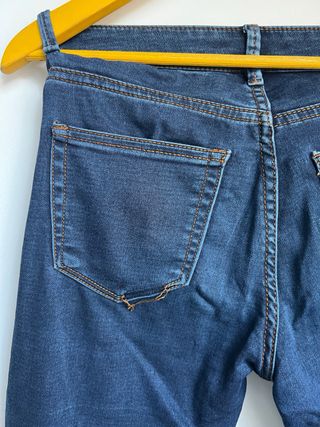 Dos Pantalones Vaqueros Elásticos Talla 36