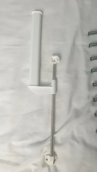 Colgador extraíble para pantalones