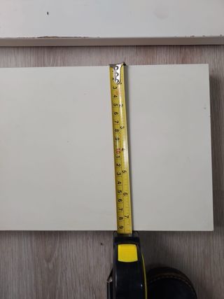 3 Baldas de madera color blancas