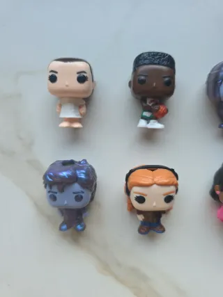 8 unid. de Figuras Kinder Sorpresa Stranger Things