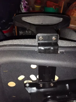 Silla de escritorio gris y negra