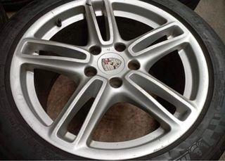 Llantas 19 Porsche Originales con Neumáticos