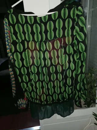 Camisa Desigual gasa transparente volantes