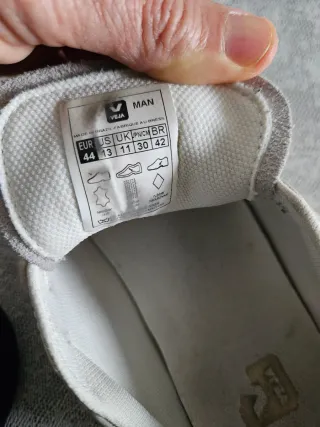 Zapatillas Veja Blancas y Verde Azulado