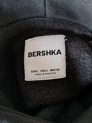 Felpa nera con stampa stelle