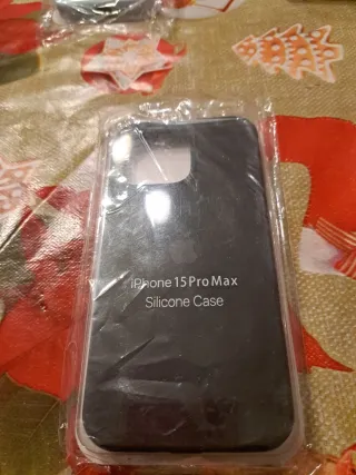 Funda iPhone 15 Pro Max Negra Nueva