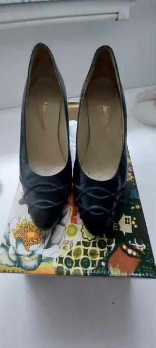 Zapatos de tacón negros piel talla 37