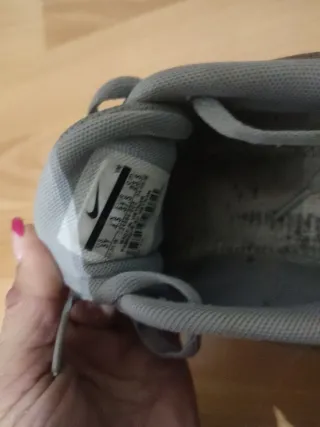 Zapatillas Nike Mujer Gris y Rosa