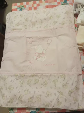 Lotto vestiti e accessori neonata 0/3 mesi