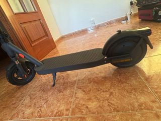 Patinete Eléctrico Negro