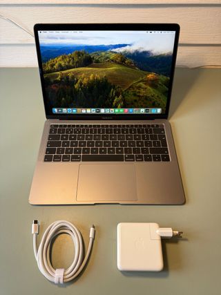Apple MacBook Air 13” 2018 a1932