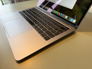 Apple MacBook Air 13” 2018 a1932