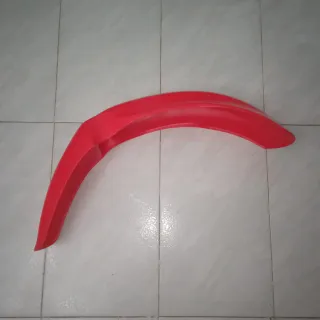 Guardabarros Delantero Honda Rojo