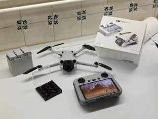 DJI Mini 3 Pro Fly More Combo + DJI RC