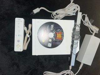 Consola Wii Blanca con Mando y Juego