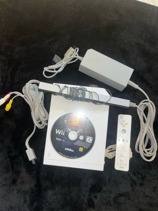 Consola Wii Blanca con Mando y Juego