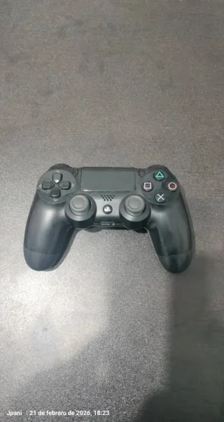 Mando PS4 Negro