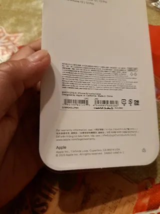 Funda iPhone 12/12 Pro Verde Claro Silicona