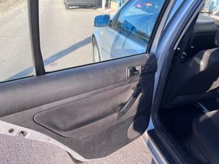 Volkswagen Golf 2001