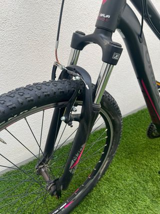 Bicicleta Orbea Mujer Negra y Rosa
