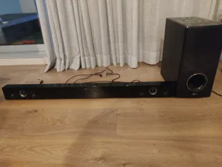 Barra de Sonido y Subwoofer LG Negro