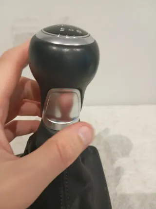 Pomo cambio Audi A4 B9 8W