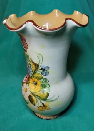Vaso in ceramica di Castelli