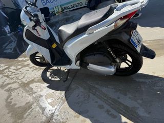 Honda SH 125i Blanca