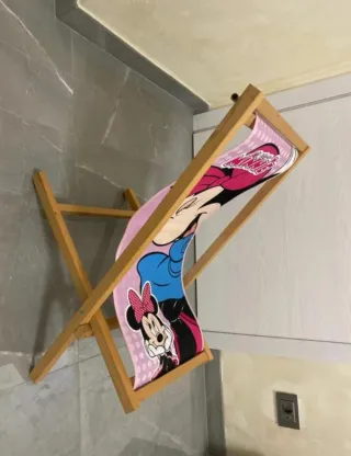 Sdraiata Legno Minnie Disney Nuova