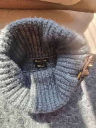 Jersey Massimo Dutti cuello alto gris de chica