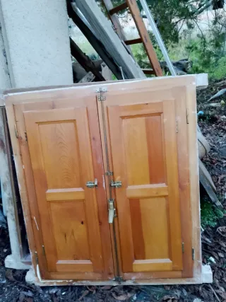 Se venden 5 ventanas de madera