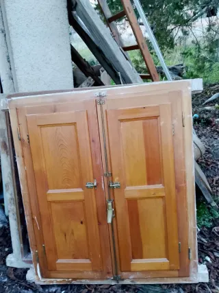 Se venden 5 ventanas de madera