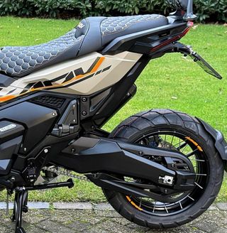 Pegatinas X-ADV 15 y 17